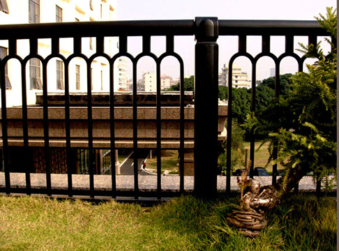 wrought_iron_rails_houston